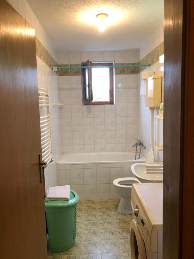 Apartman Djina Vrnjačka Banja Exterior foto